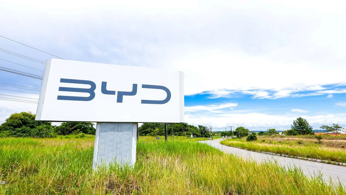 Veículos da BYD integram a produção atual da fábrica de Camaçari