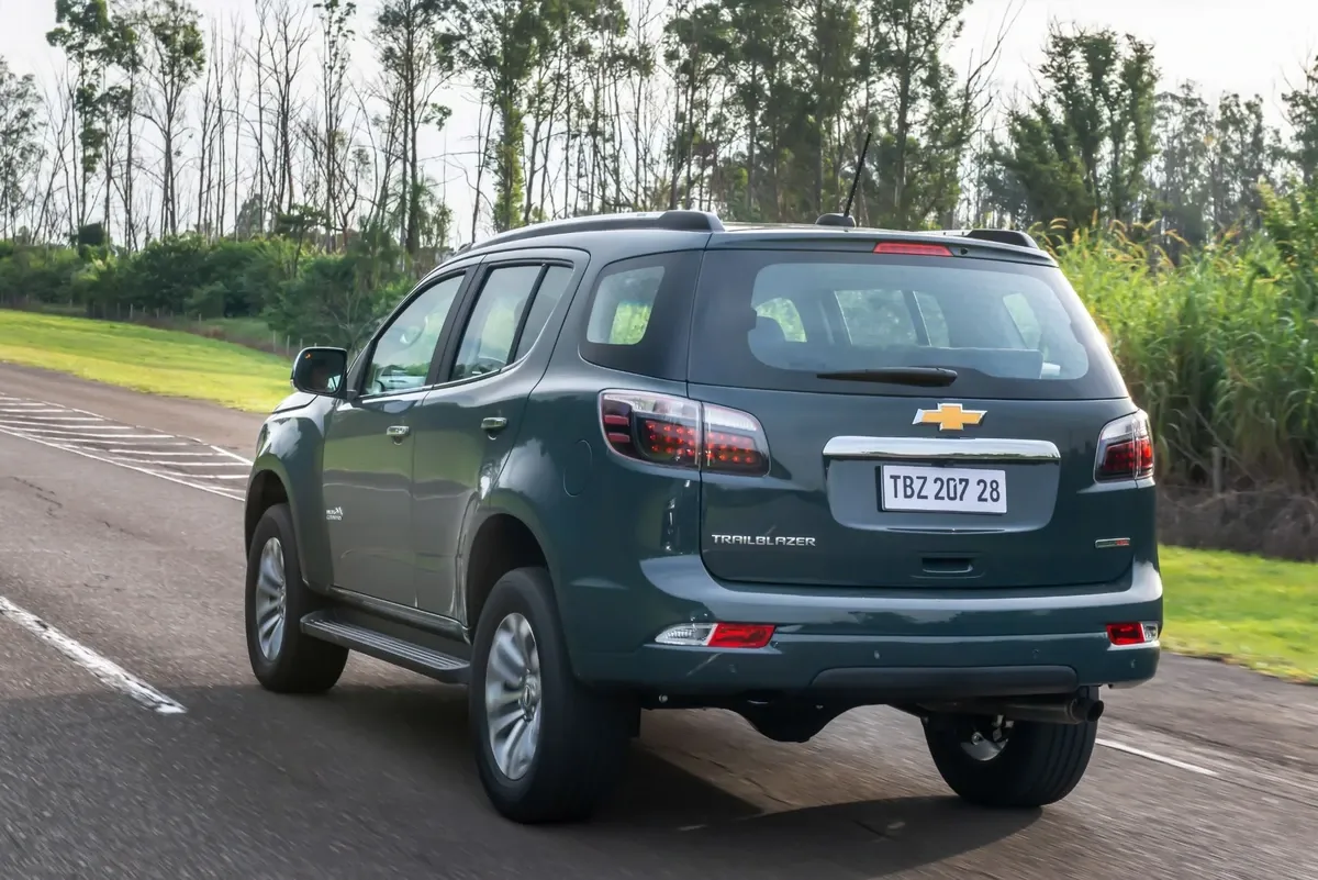 Chevrolet Trailblazer High Country aparece com configuração de sete lugares