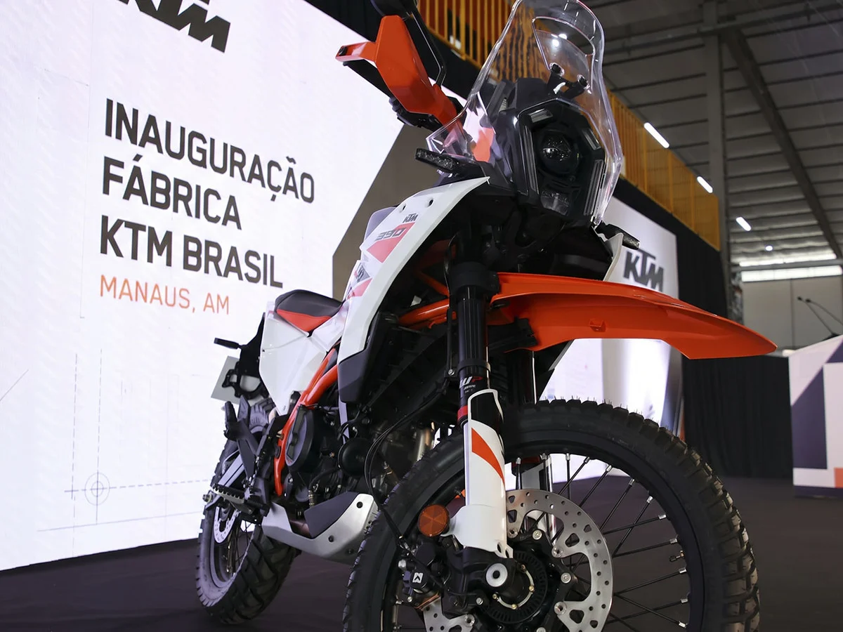 Fábrica da KTM em Manaus opera a montagem local das motocicletas KTM e Husqvarna