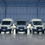 Ford Transit e E-Transit ganham revisões grátis e reduzem custo de manutenção