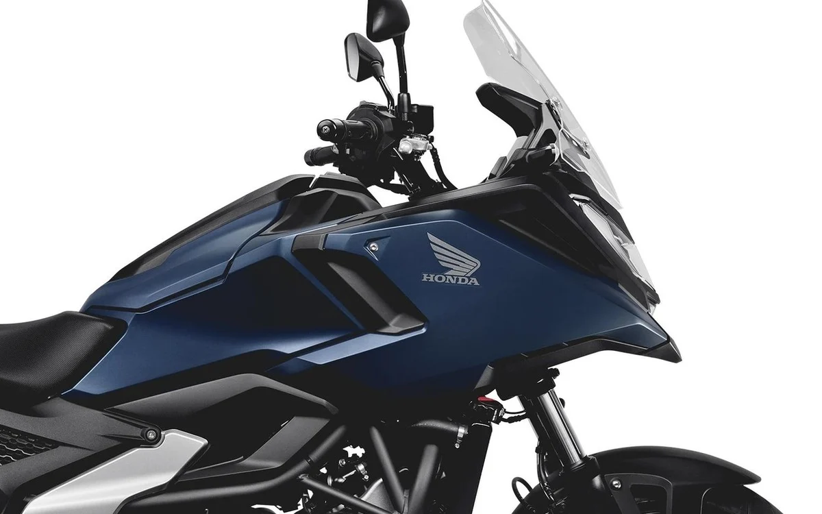 Painel TFT de cinco polegadas equipa a Honda NC750X 2027.