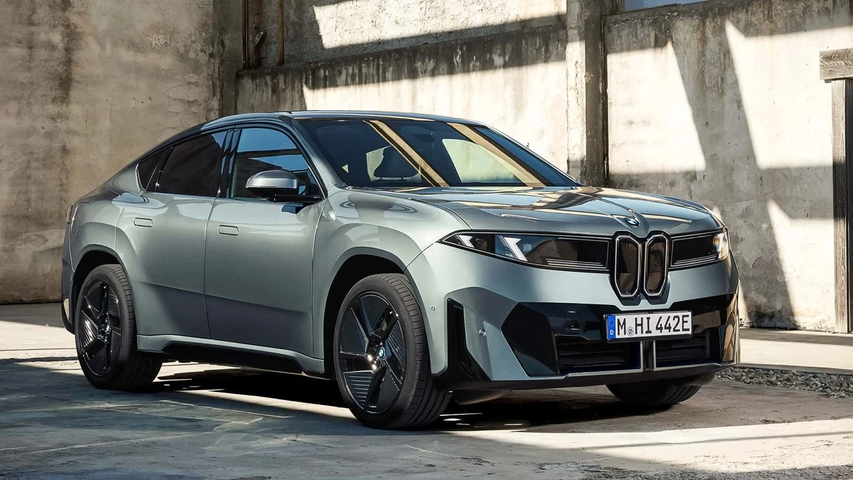 Novo BMW iX4 2027
