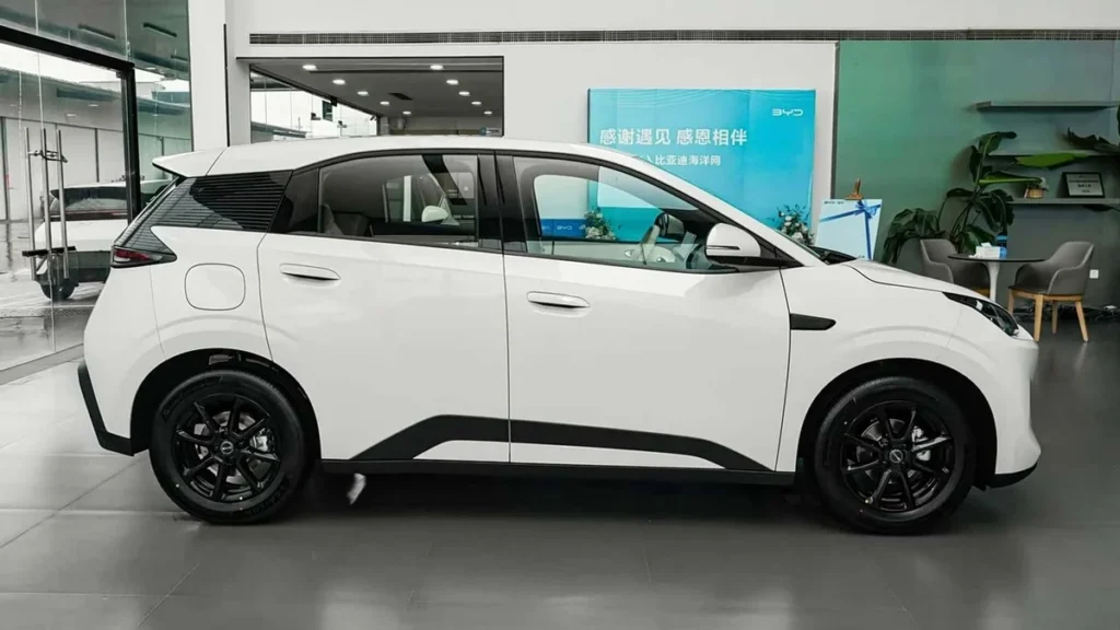 Novo BYD Dolphin Mini chega ao Brasil em 2028 com 129 cv