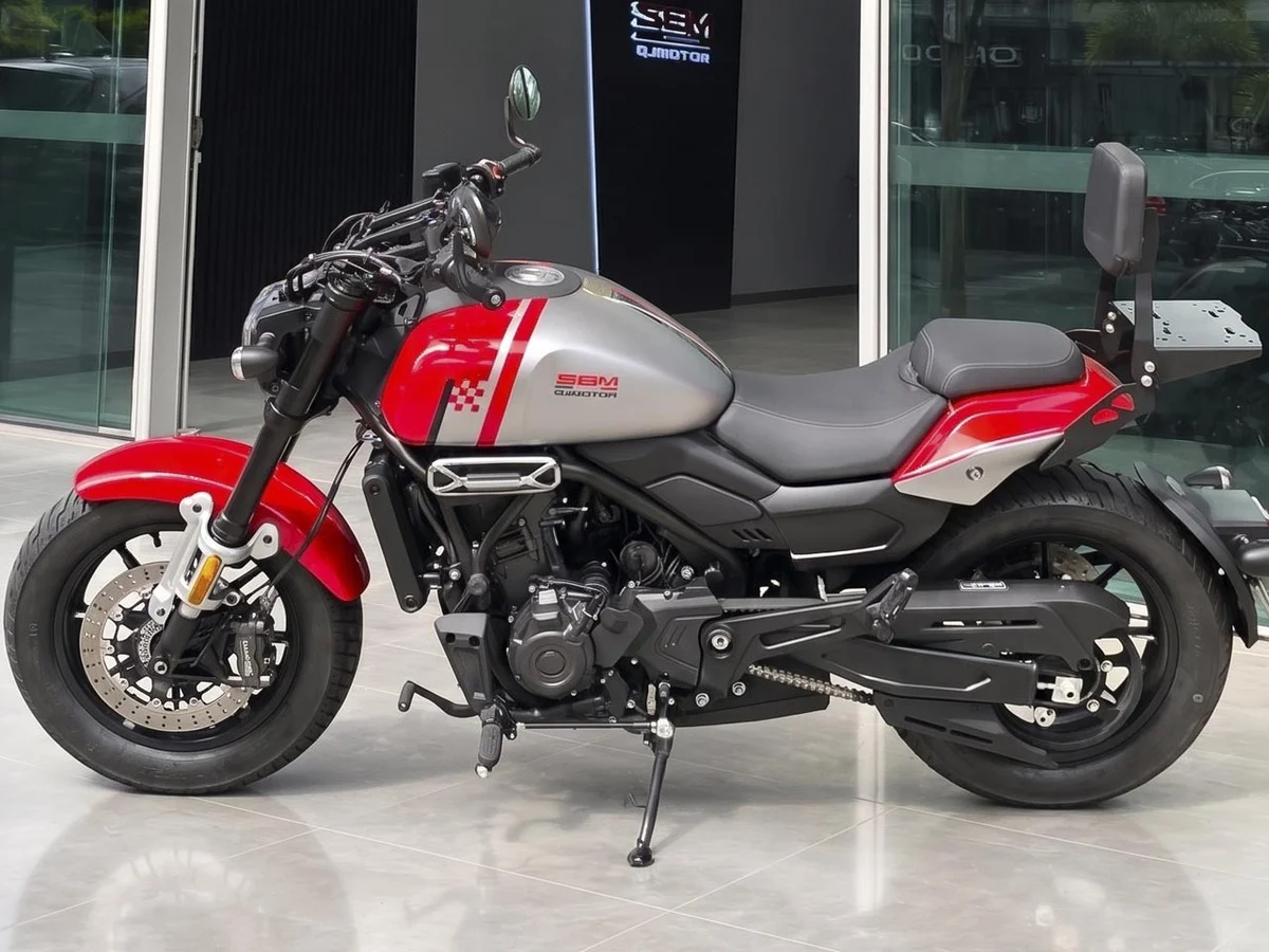 Shineray SBM 600 traz motor bicilíndrico em linha de 554 cm³